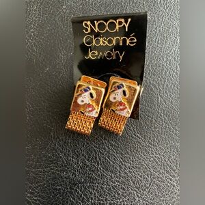 Snoopy Vintage Cuff links - playing Golf
